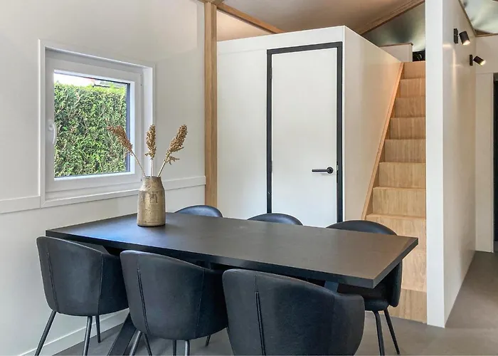 3 Bedroom Amazing In Ferienhaus *